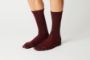 Afbeeldingen van paar Fingerscrossed sokken Light Merino Silk Bordeaux / 39-42
