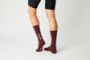 Afbeeldingen van paar Fingerscrossed sokken Light Merino Silk Bordeaux / 39-42