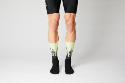 Afbeeldingen van paar Fingerscrossed sokken Aero Flames Black-Neon / 35-38